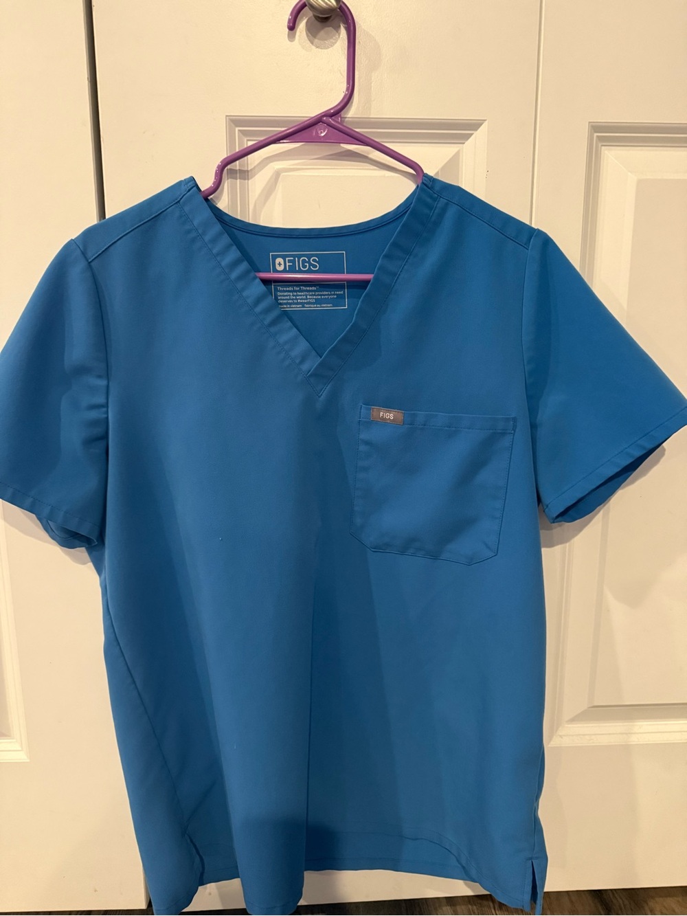 FIGS Womens Capri Blue scrubs